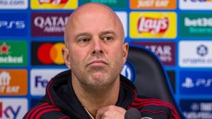 Arne Slot, hotărâre drastică înainte de meciul Inter – Liverpool: este exclus din lot!