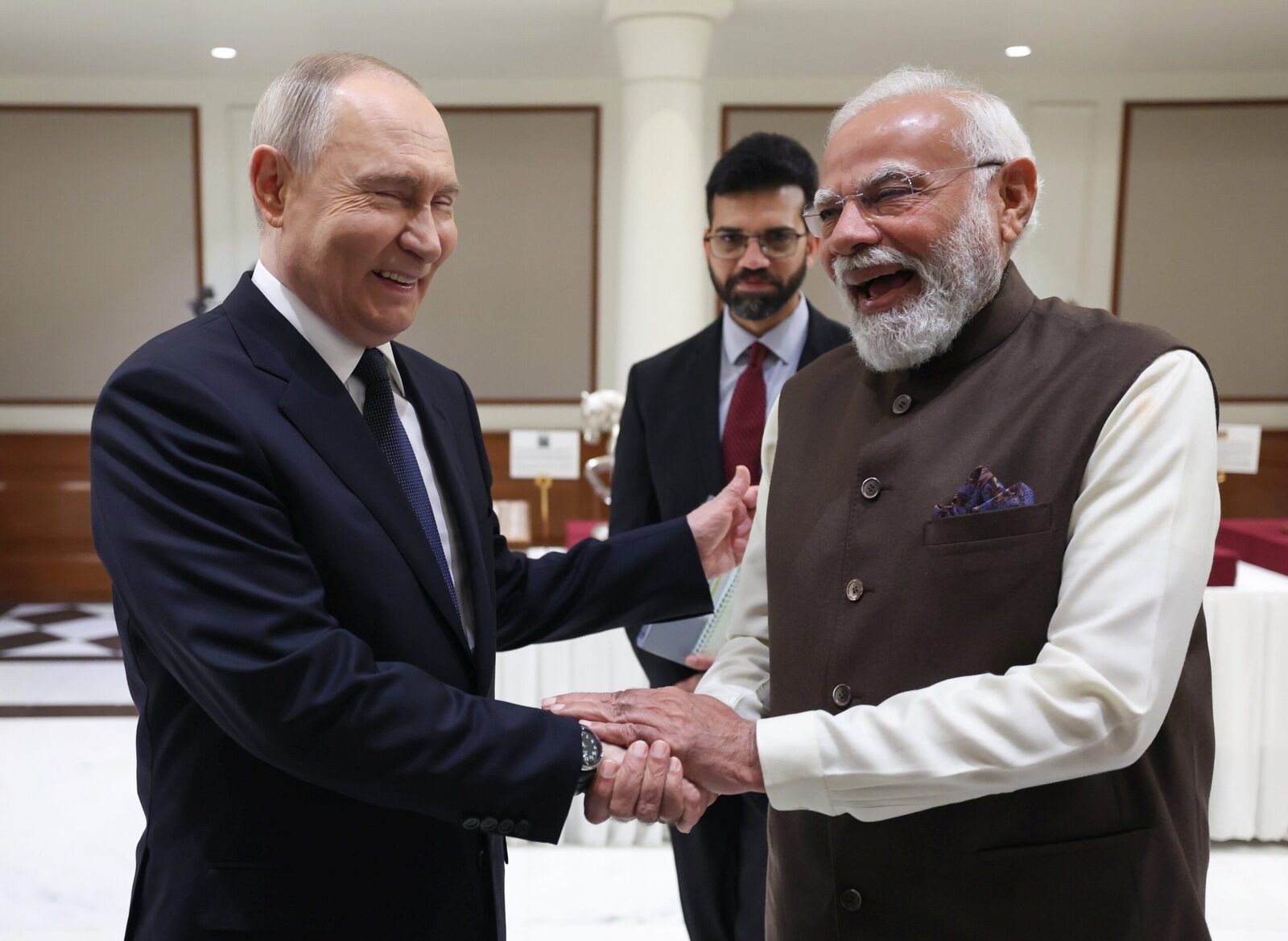 [ad_1] Președintele rus Vladimir Putin și-a exprimat opoziția față de sancțiunile impuse Indiei de către Statele Unite pentru achiziția de petrol rusesc