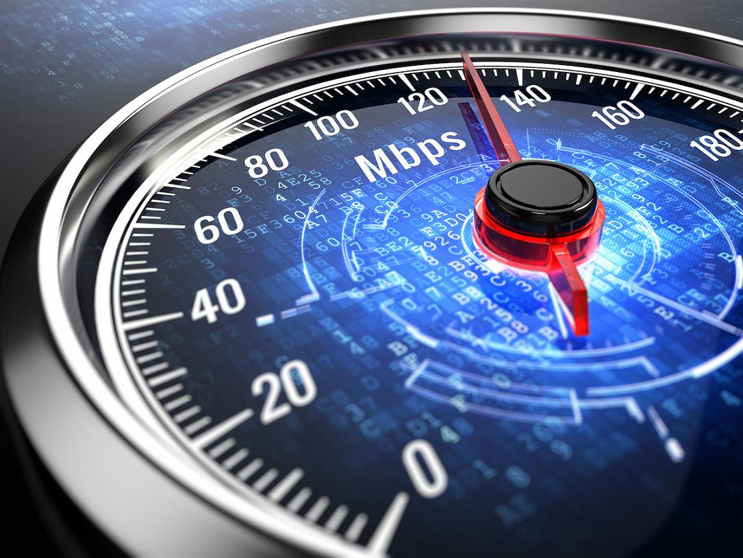 [ad_1] În ultimii ani, România a înregistrat un progres semnificativ în creșterea conectivității digitale, ajungând în 2025 la un nivel de acces la internet de peste 89% în gospodării