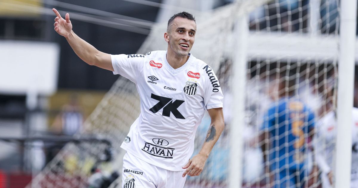 Santos învinge Cruzeiro și își asigură salvarea de la retrogradarea în Brasileirão.