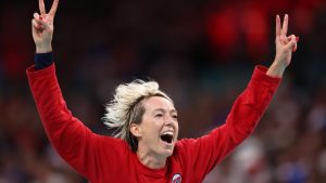 Neagu, o legendă a handbalului mondial, spune adio carierei sale illustri.