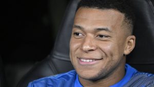 Clauza neobișnuită prin care Kylian Mbappe a făcut ca PSG să piardă o sumă considerabilă, pornind de la o reglementare specifică Franței.