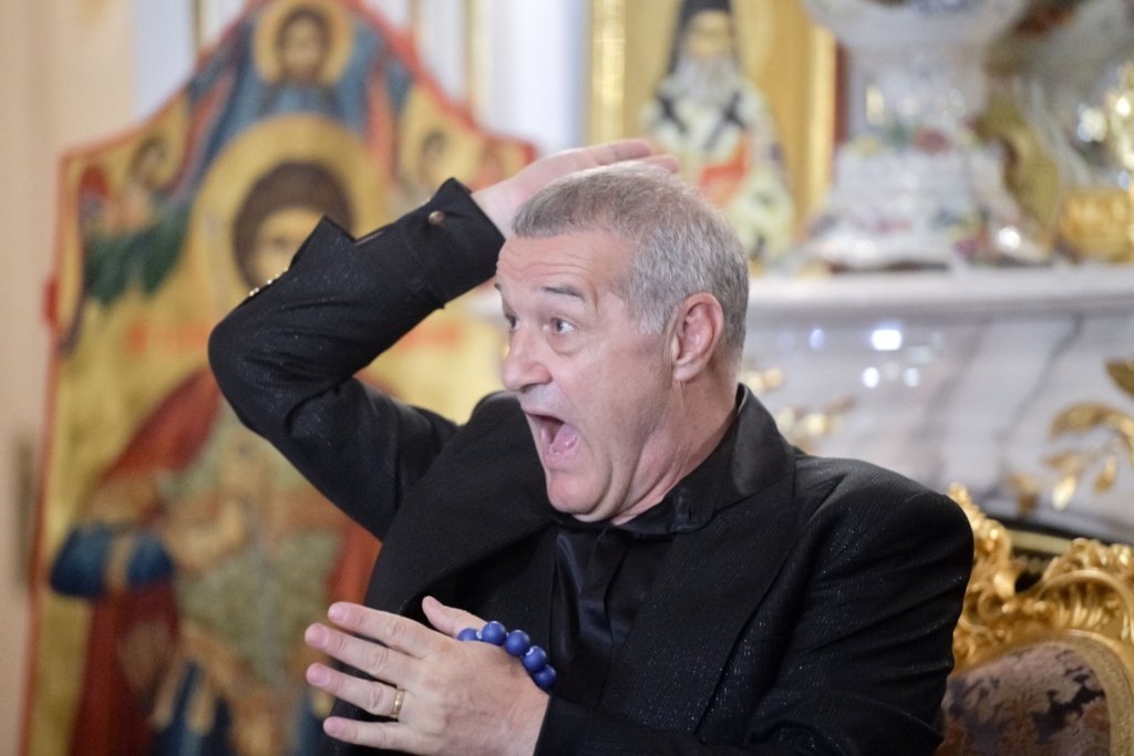 „Mai bine îți pui capăt zilelor, denotă că ești o națiune de doi bani. Dă-ți seama, oameni buni!”
