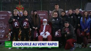 Moș Crăciun a sosit la tinerii de la Rapid! Cristi Ignat și-a exprimat o dorință împreună cu cei mici