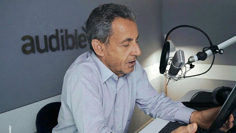 Sarkozy și experiența celor douăzeci de zile de închisoare: „Cenușiul te consume, am regăsit credința” / Jurnalul unui deținut