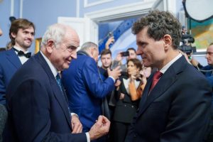 Președintele Nicușor Dan a avut o discuție la Londra cu Nicolae Rațiu, fiul fostului lider Ion Rațiu