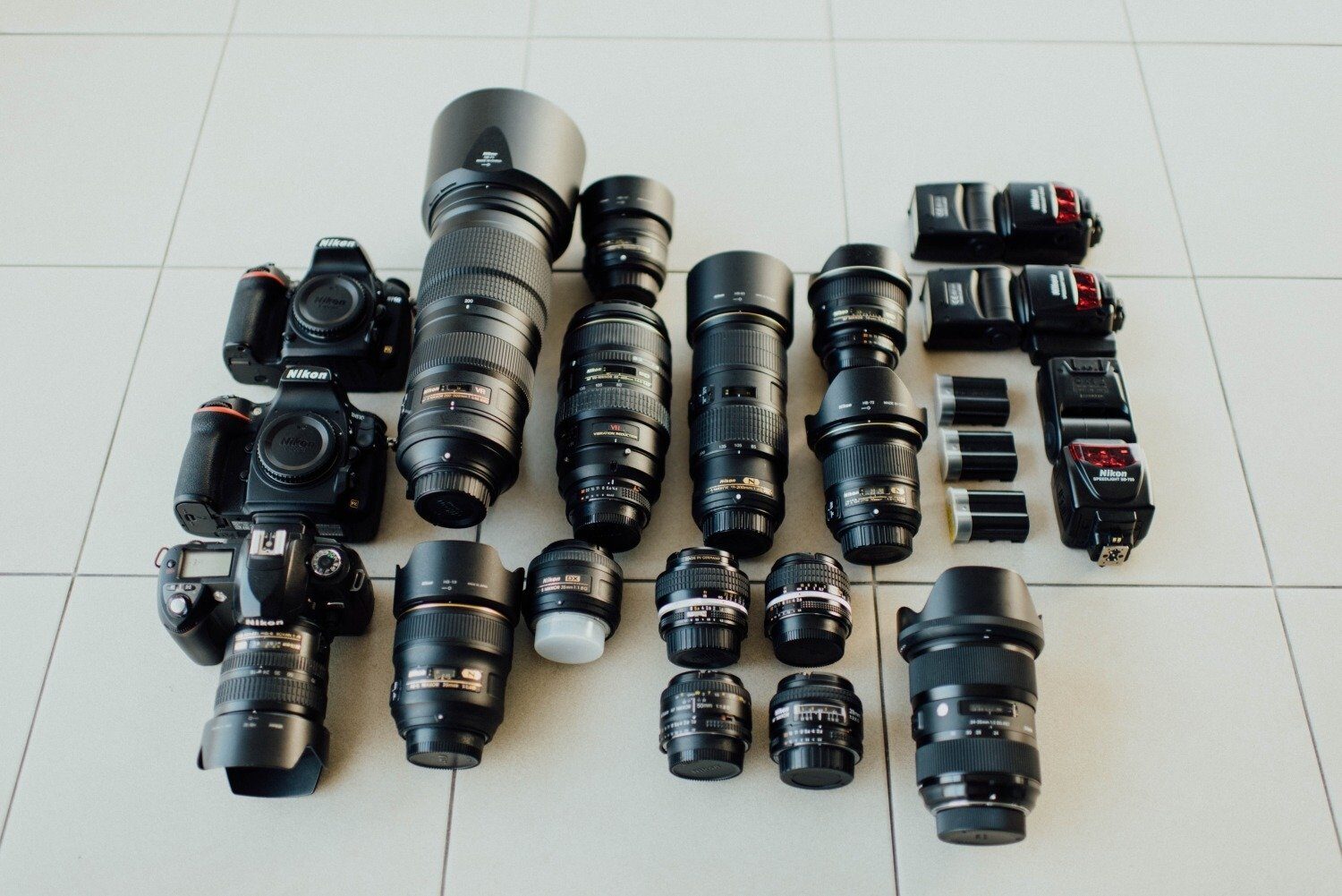 [ad_1] Curățarea senzorului și a obiectivelor aparatului foto rămâne una dintre cele mai delicate operațiuni tehnice pe care pasionații și profesioniștii trebuie să le efectueze pentru a menține calitatea imaginilor