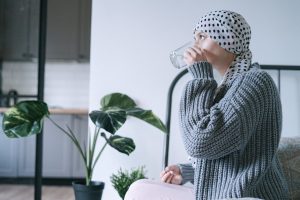 Inovație surprinzătoare în combaterea cancerului: particulele metalice accelerează distrugerea tumorilor de trei ori mai rapid