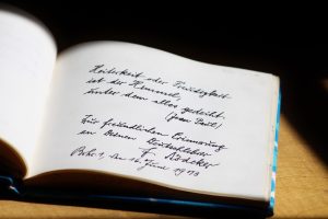 Poezia scade performanța sistemelor de siguranță ale inteligenței artificiale