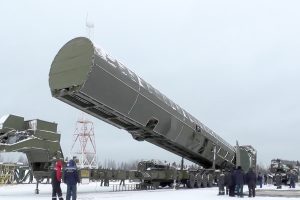 Kremlinul anunță că Rusia va avansa în modernizarea triadei sale nucleare în următorii ani