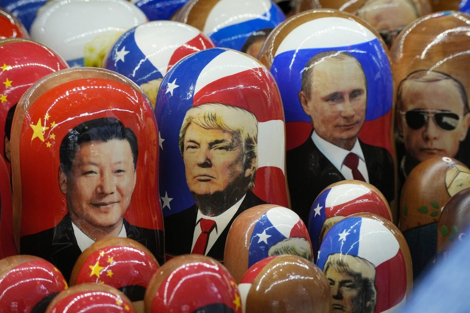 Care sunt conducătorii ce vor modela deciziile globale în 2026 și ce supranume le-au fost atribuite / Cine sunt „durerile de cap”, „clovnul”, „mâna de fier” sau „șocul transatlantic” conform unui clasament într-un site de știri politice