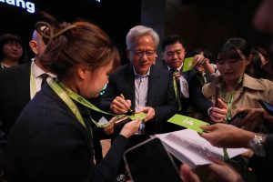 Director Nvidia avertizează că un spital chinez se construiește în 3 zile, în timp ce în SUA durează 3 ani