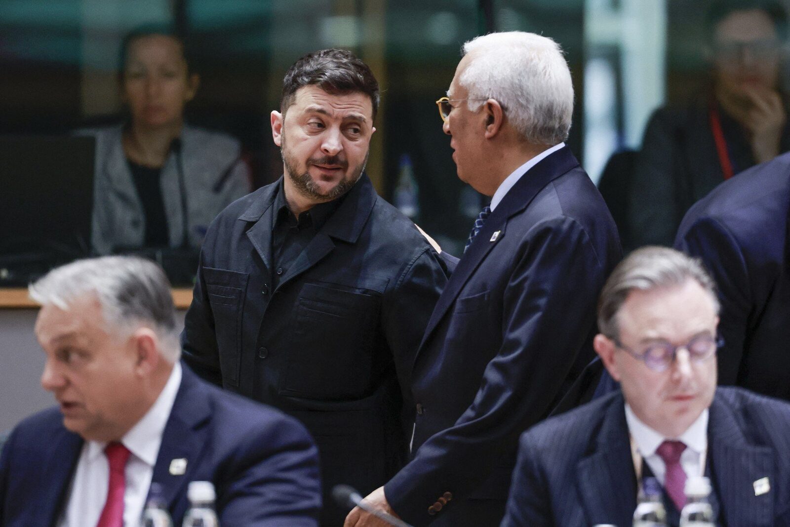 Zelenski speră la o schimbare de guvern în Ungaria pentru a normaliza relațiile bilaterale Președintele ucrainean Volodimir Zelenski și-a exprimat speranța că formațiunea politică condusă de premierul ungar Viktor Orbán va înregistra un eșec la urne