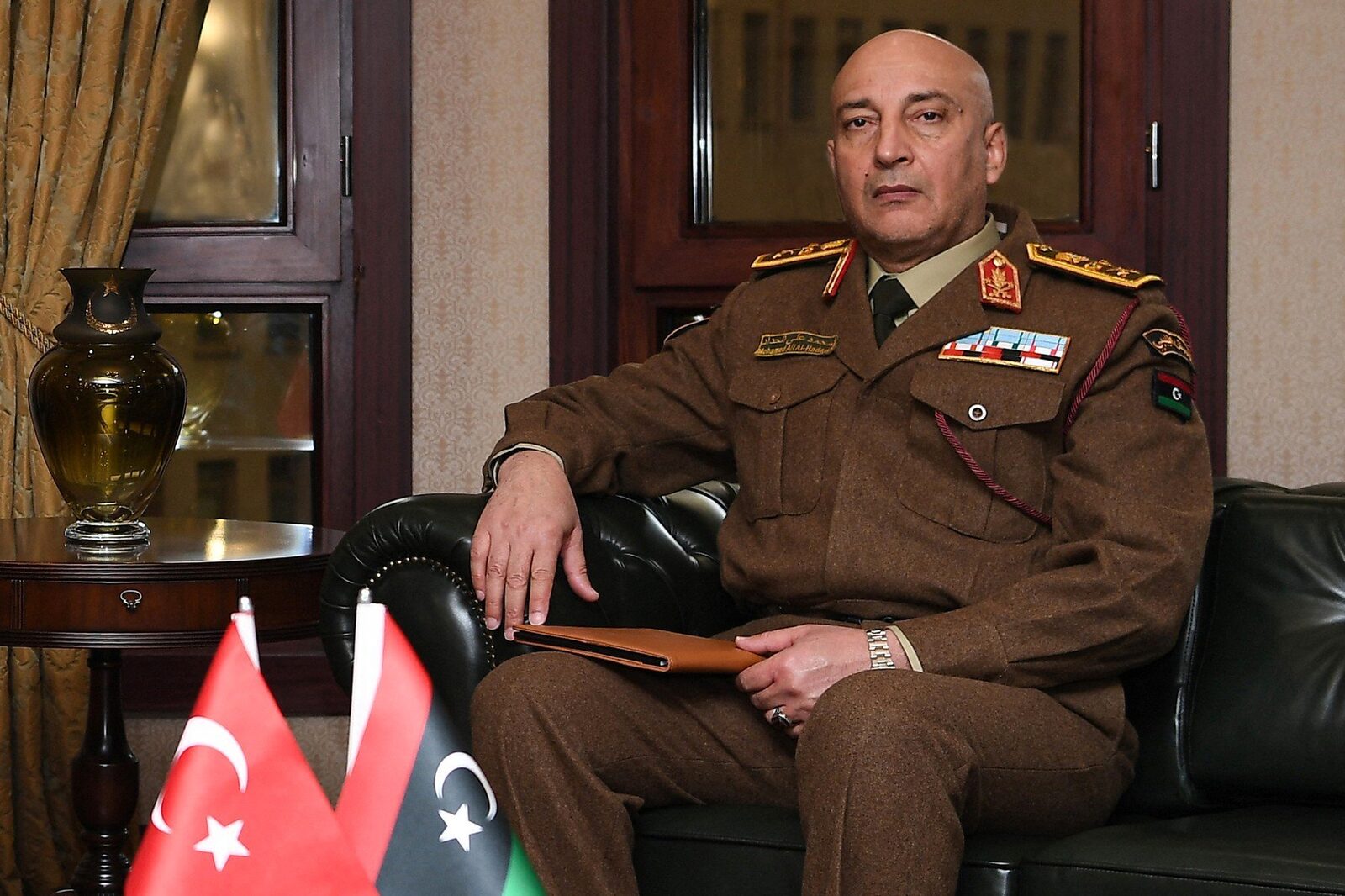 [ad_1] Șeful statului major din vestul Libiei, Mohammed Ali Ahmed Al-Haddad, a murit într-un accident aviatic după decolarea din Ankara, a anunțat marți prim-ministrul libian Abdel Hamid Dbeibah