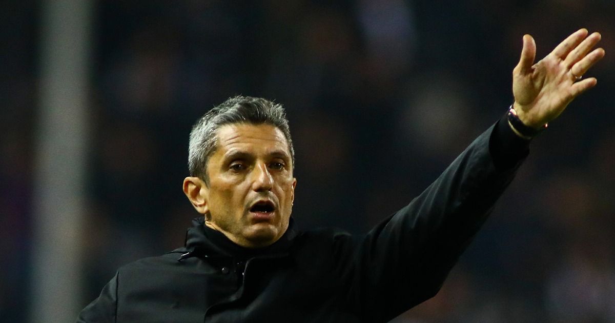 Conflict cu arbitrajul polițist! Lucescu a izbucnit pe teren după meciul echipei PAOK, strigând la suporterii adversi și contestând deciziile arbitrului.