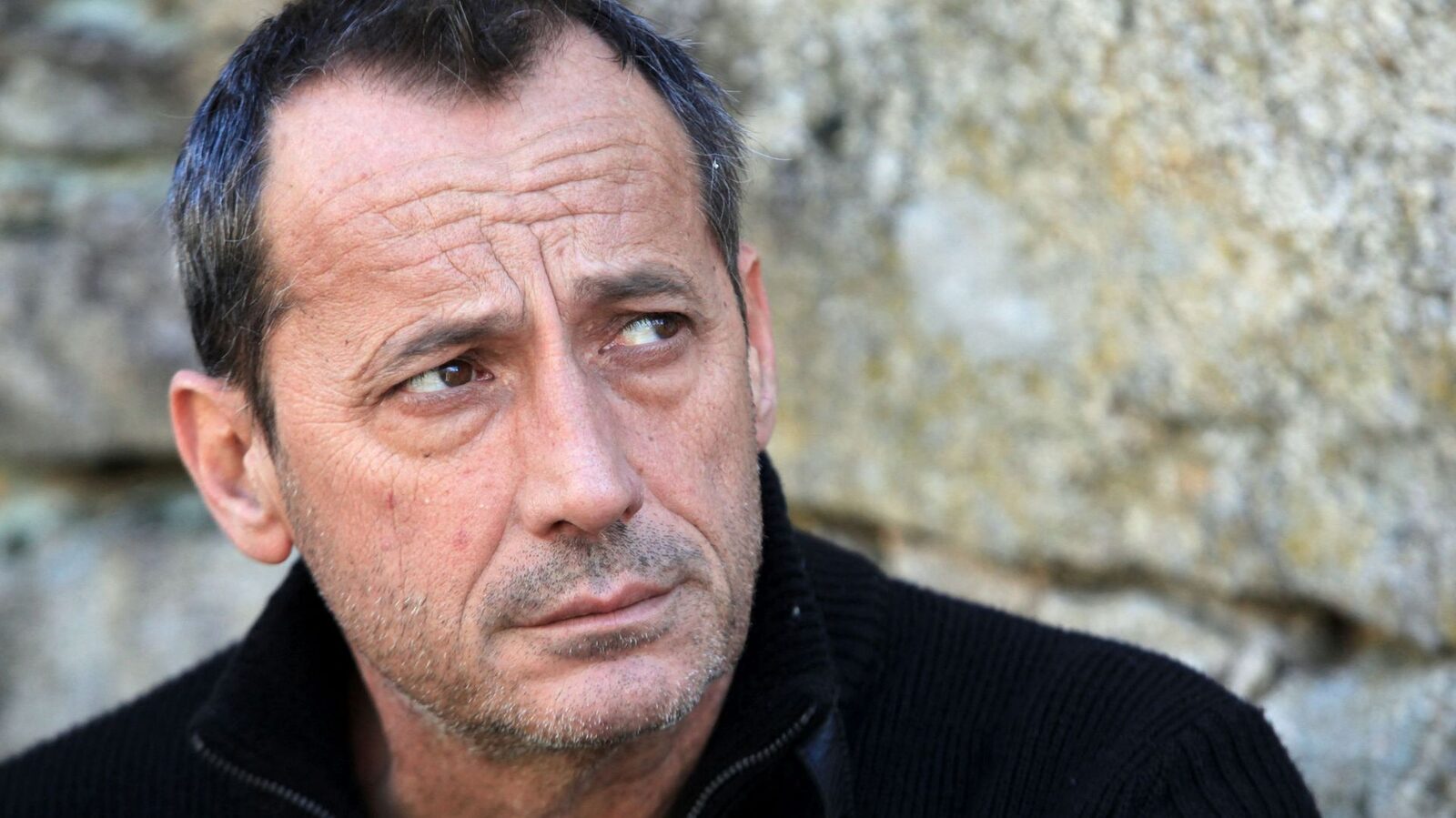Alain Orsoni, fostul șef al Athletic Club Ajaccio, exludere din competiții nationale Alain Orsoni, un nume cunoscut în fotbalul francez și o figură controversată, a fost exclus recent din toate competițiile naționale pentru sezonul 2025/2026