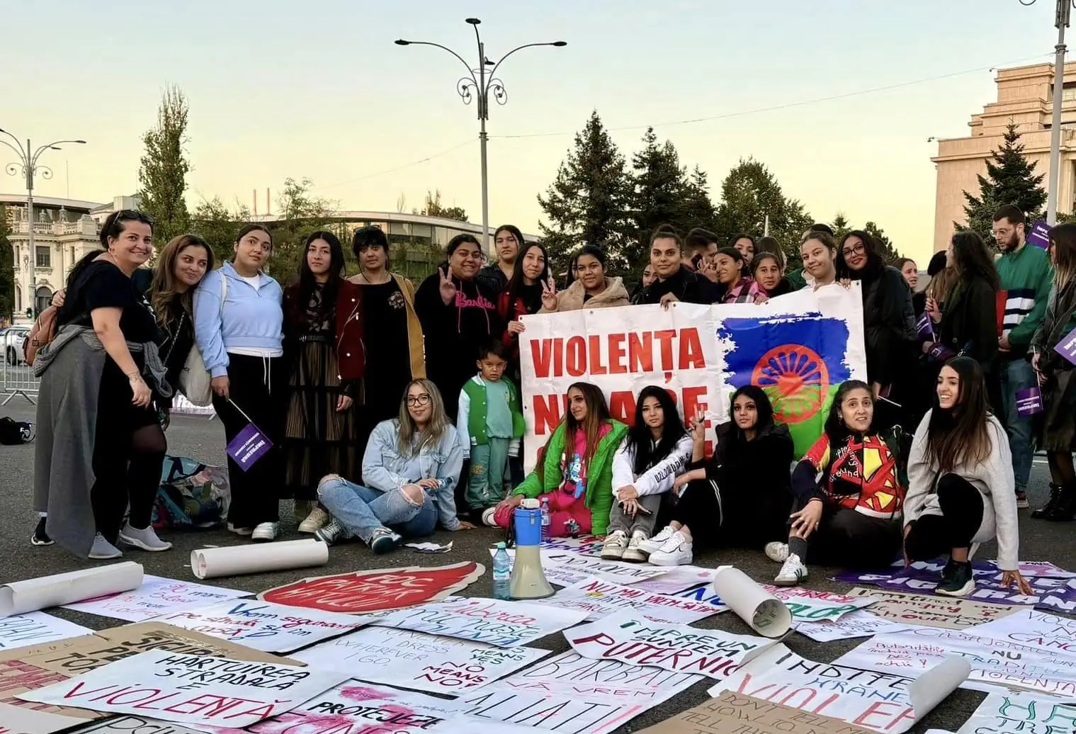 Consiliul General al Municipiului București pregătește un proiect de hotărâre care poate avea un impact semnificativ asupra incluziunii sociale a comunității rome din Capitală