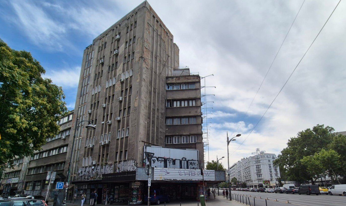 Bucureștiul, în alertă din cauza clădirilor cu risc seismic: o hartă detaliată indică zonele cu pericol crescut Căutarea unui apartament în București a devenit o adevărată provocare, în special dacă luăm în calcul numărul imens de clădiri vechi și nesigure din Capitală