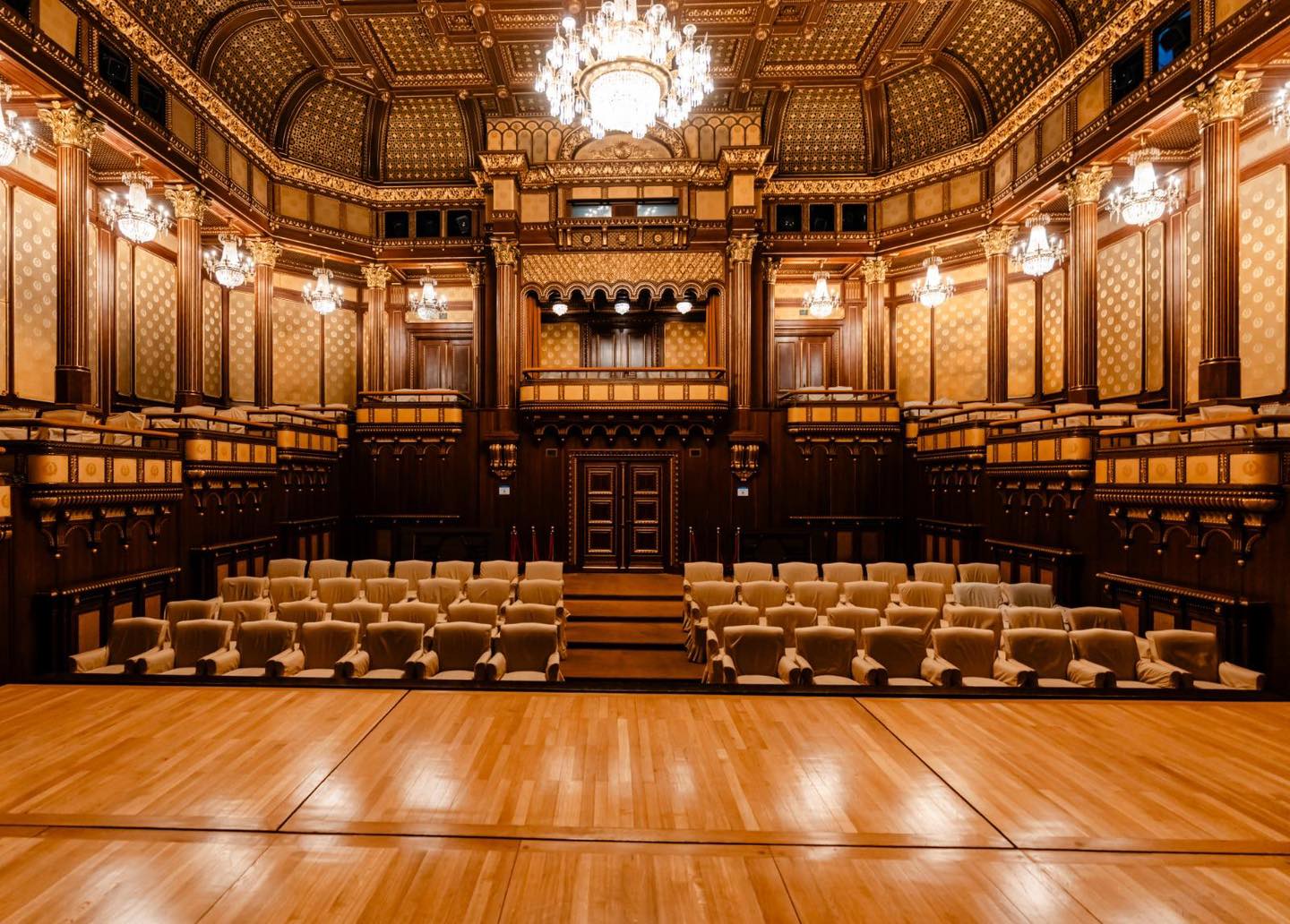 Teatrele independente și artiștii emergenți au acum un nou spațiu de manifestare în inima Capitalei, o inițiativă ce vine ca un răspuns la nevoia de diversificare și promovare a teatrului contemporan românesc