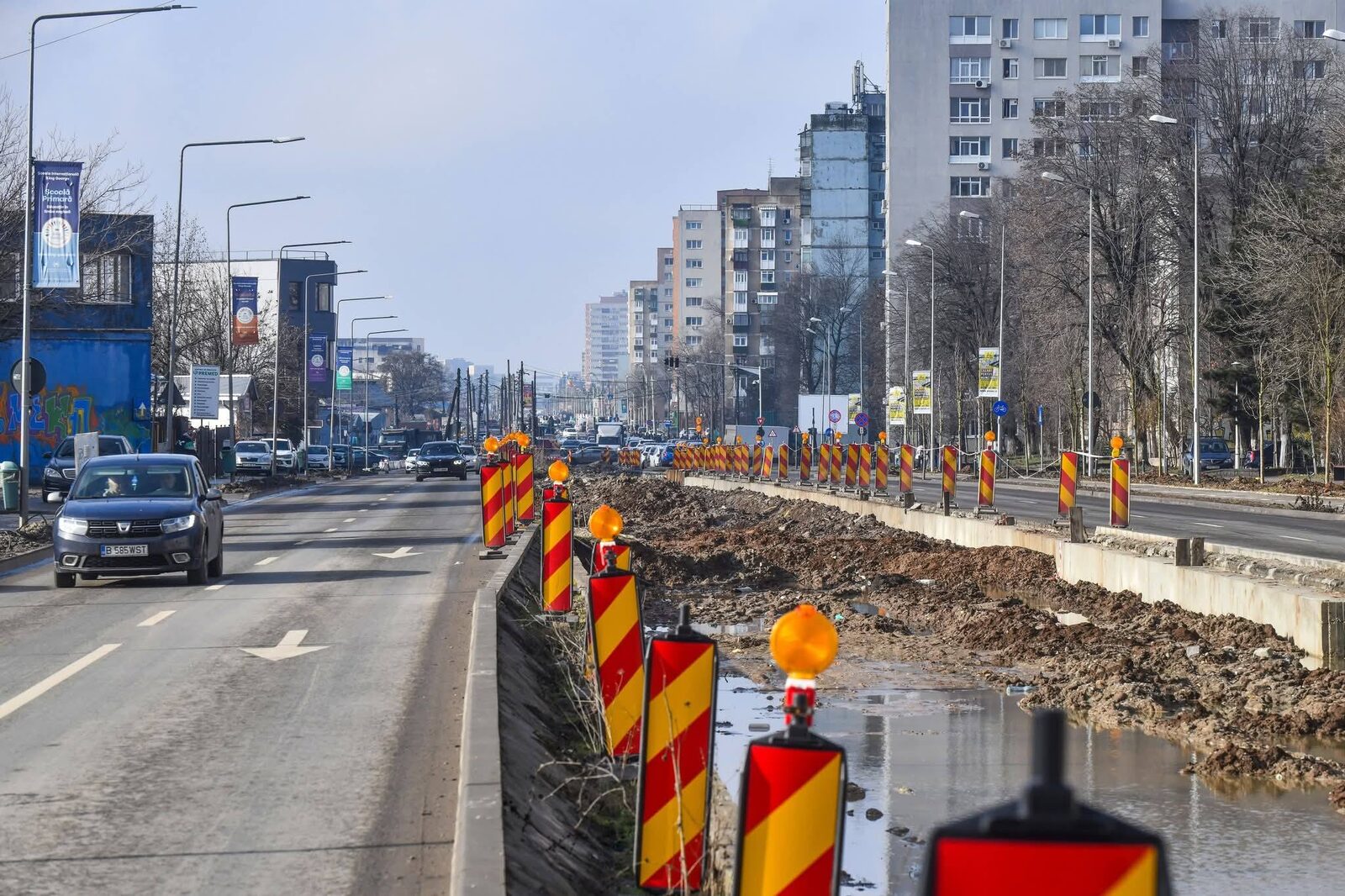 Primăria Capitalei a făcut cunoscut recent progresele în proiectul de modernizare a zonei Prelungirea Ghencea, o lucrare de anvergură menită să transforme infrastructura rutieră și de transport în vestul Bucureștiului
