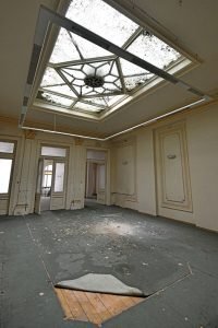 Capitala continuă lupta pentru siguranța locuitorilor de-abia încheind reabilitarea unor clădiri cu risc seismic și anunțând pasiunea pentru siguranța urbană