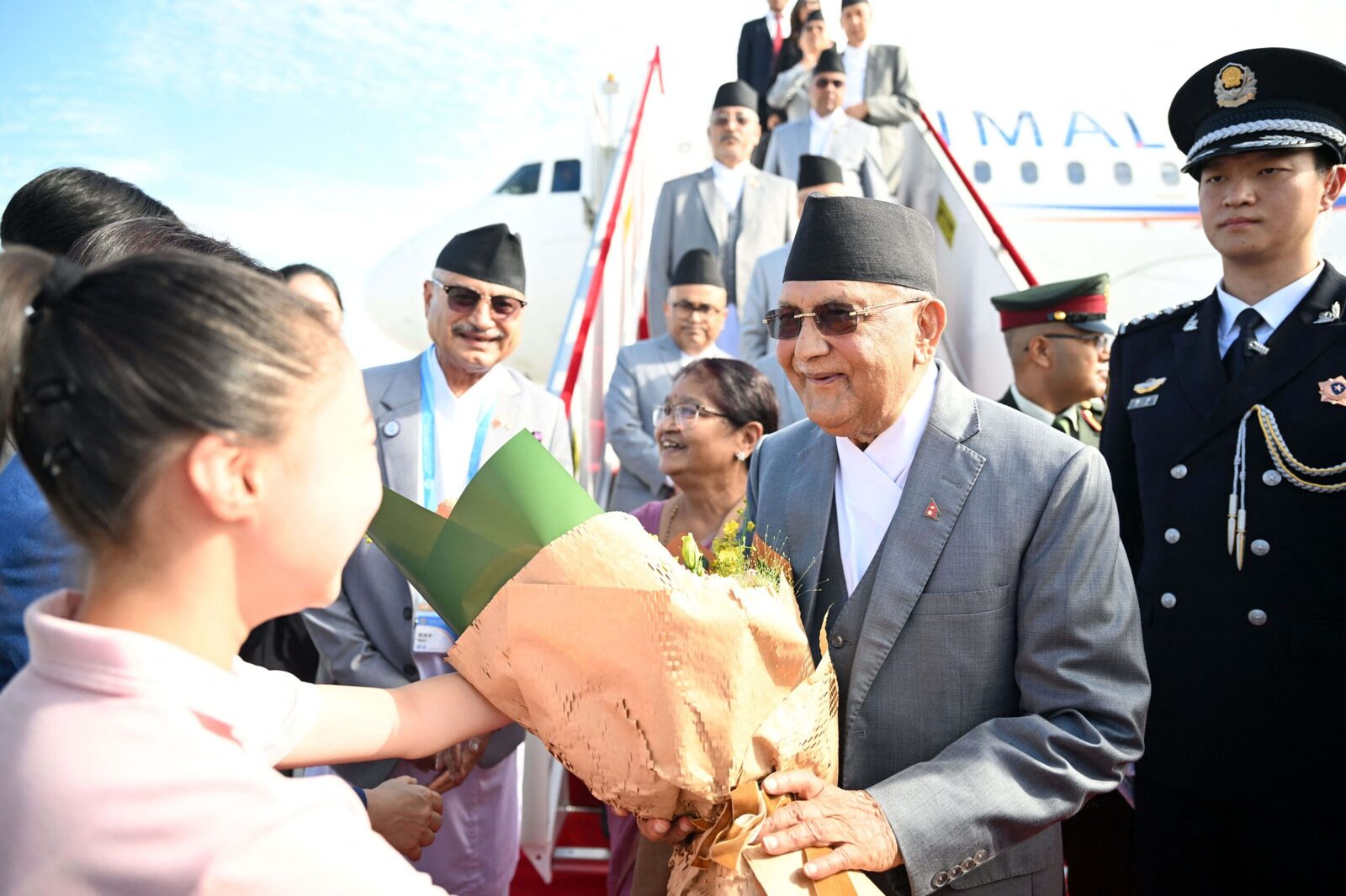 Fostul premier al Nepalului, KP Sharma Oli, a făcut duminică o declarație surprinzătoare în fața unei comisii de anchetă, în timp ce acesta contestă vehement legitimitatea și legalitatea anchetei care îl vizează în urma represiunii violente în timpul protestelor din septembrie