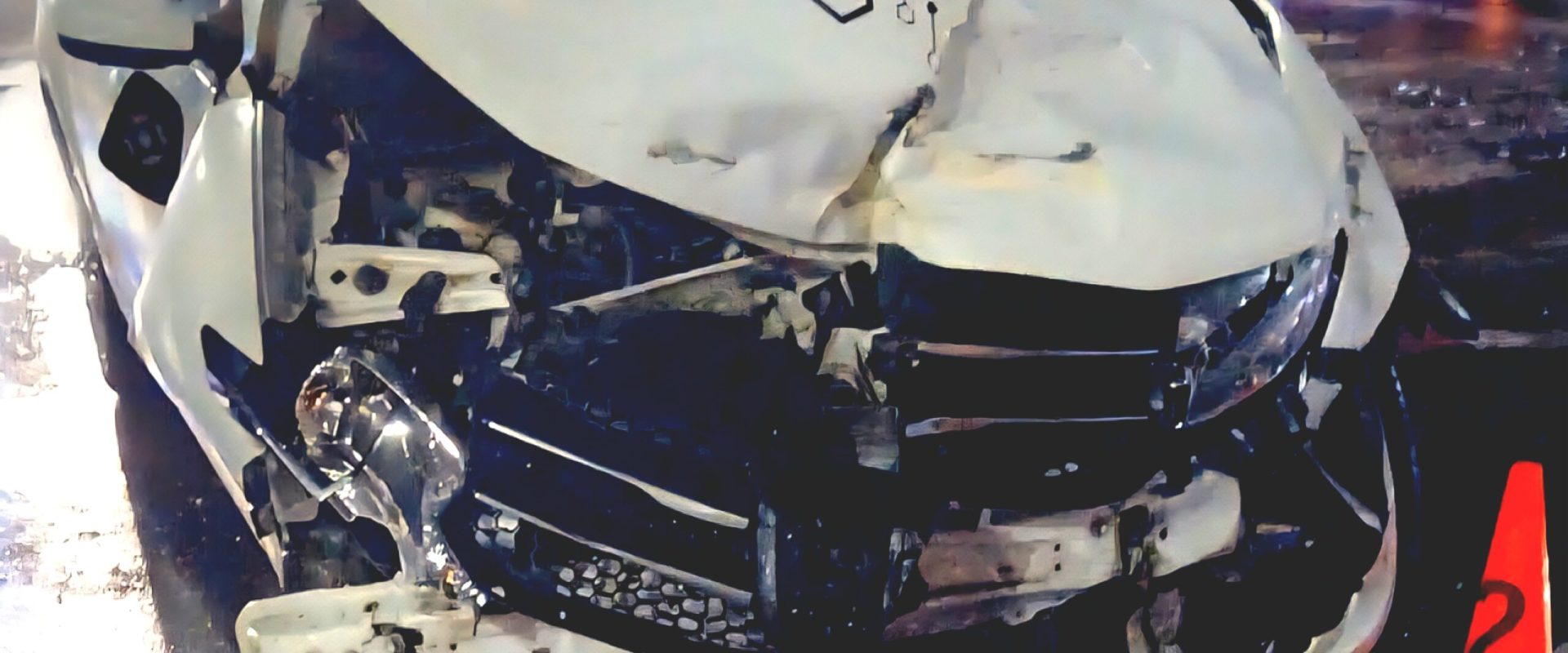 Accident grav în Focșani, noaptea trecută; trei persoane rănite