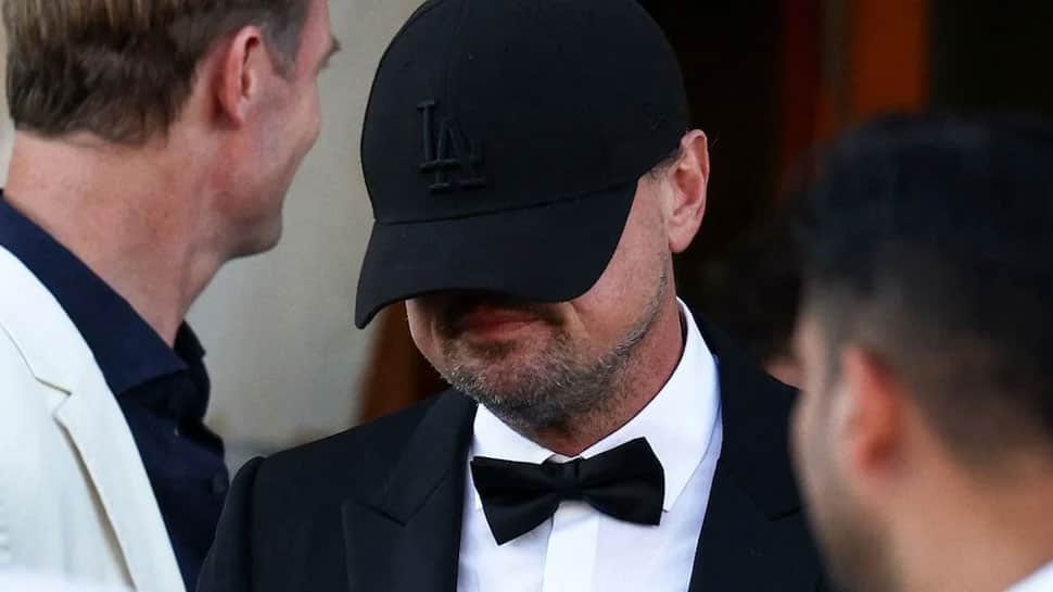 Who Am I? 51-Year-Old Unmarried Hollywood Actor Whose Step-Mother Is A Sikh, His Famous Hairstyle Was Banned By Taliban | People News