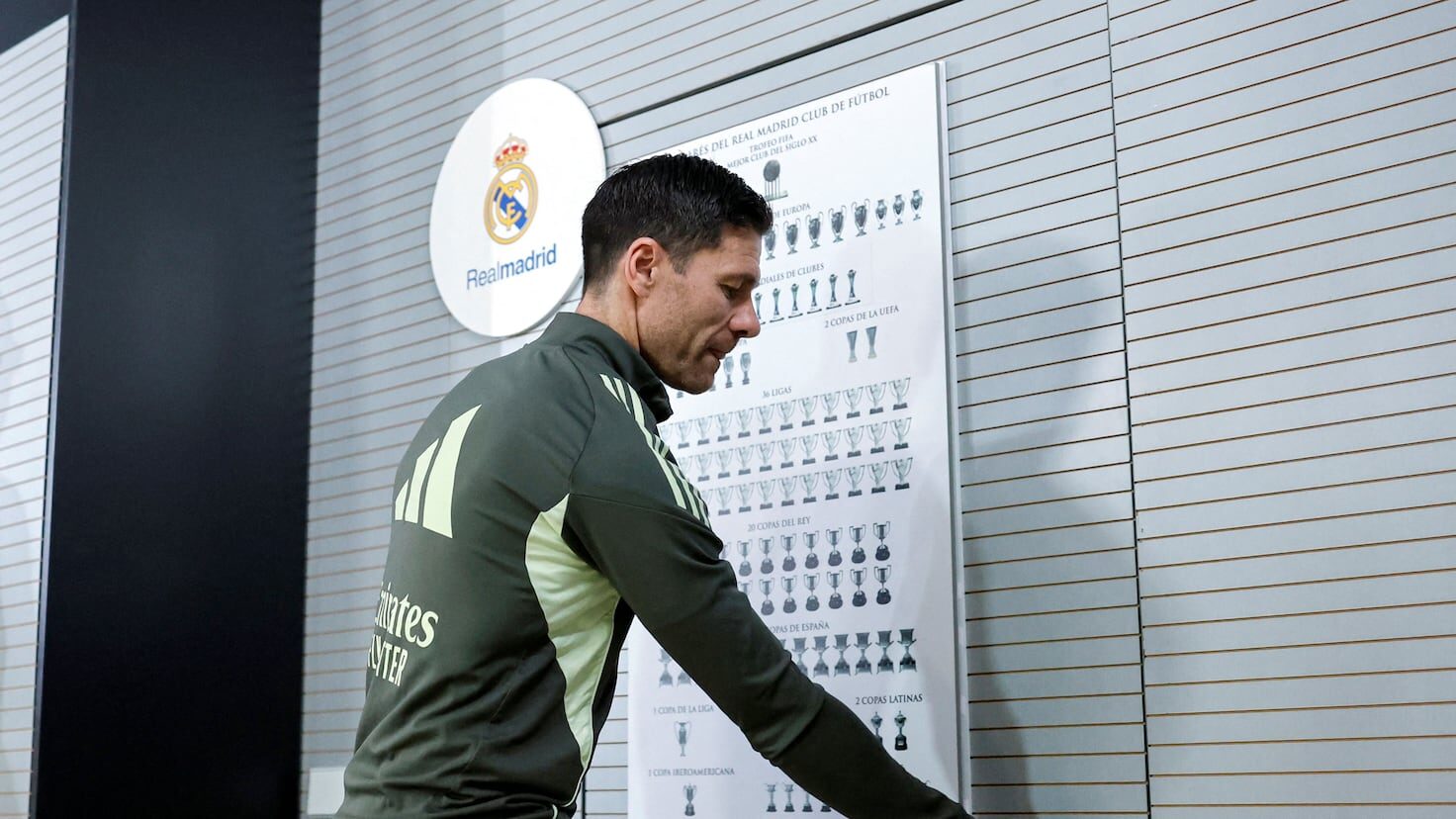 Despărțire amiabilă între Real Madrid și Xabi Alonso Real Madrid a anunțat astăzi în mod oficial încetarea colaborării cu Xabi Alonso, după o perioadă fructuoasă petrecută pe banca tehnică a echipei