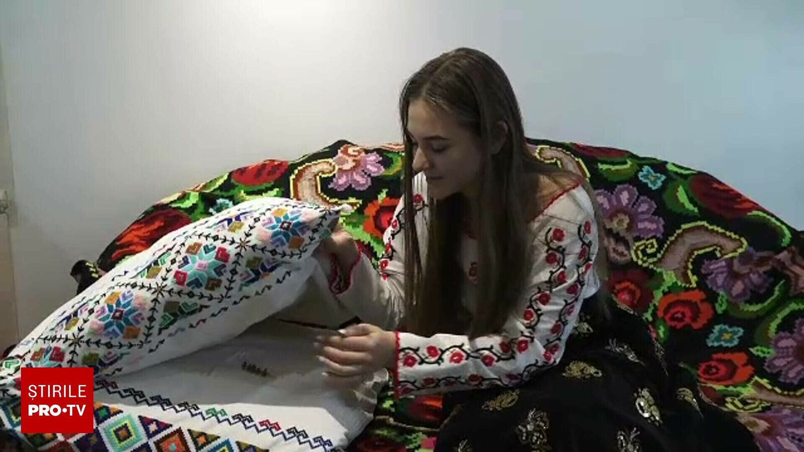 Tradiții și ritualuri de Bobotează în satele bănăţene Sărbătoarea Botezului Domnului, cunoscută sub numele de Bobotează, încheie sărbătorile de iarnă în calendarul ortodox, fiind marcată de ritualuri profunde și tradiții populare în satele din Banat