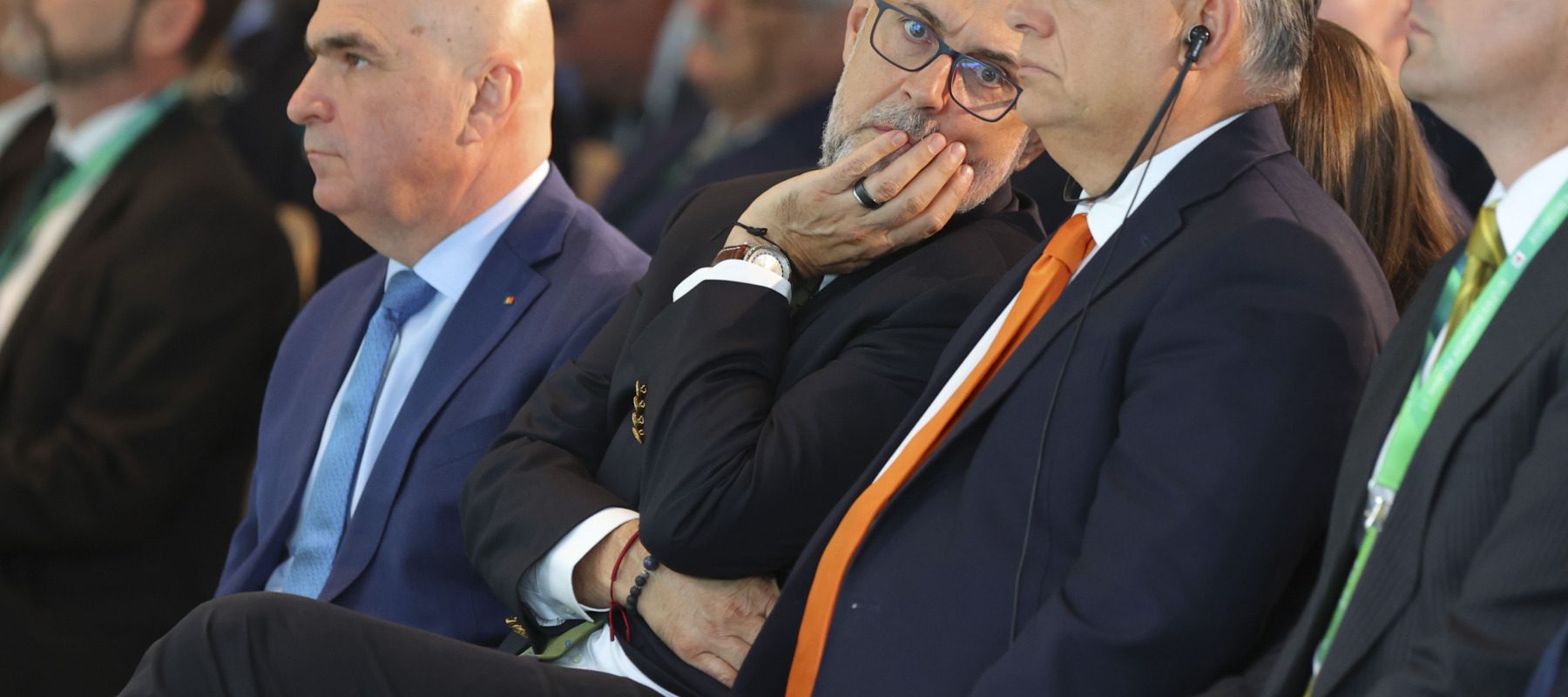 Kelemen Hunor: Aproape 90% dintre maghiarii din Transilvania vor vota cu Viktor Orban la alegerile din 2026 Liderul UDMR, Kelemen Hunor, a făcut recent declarații care au atras atenția asupra unui sprijin masiv din partea maghiarilor din Transilvania pentru liderul ungar Viktor Orban, în contextul alegerilor parlamentare din aprilie 2026