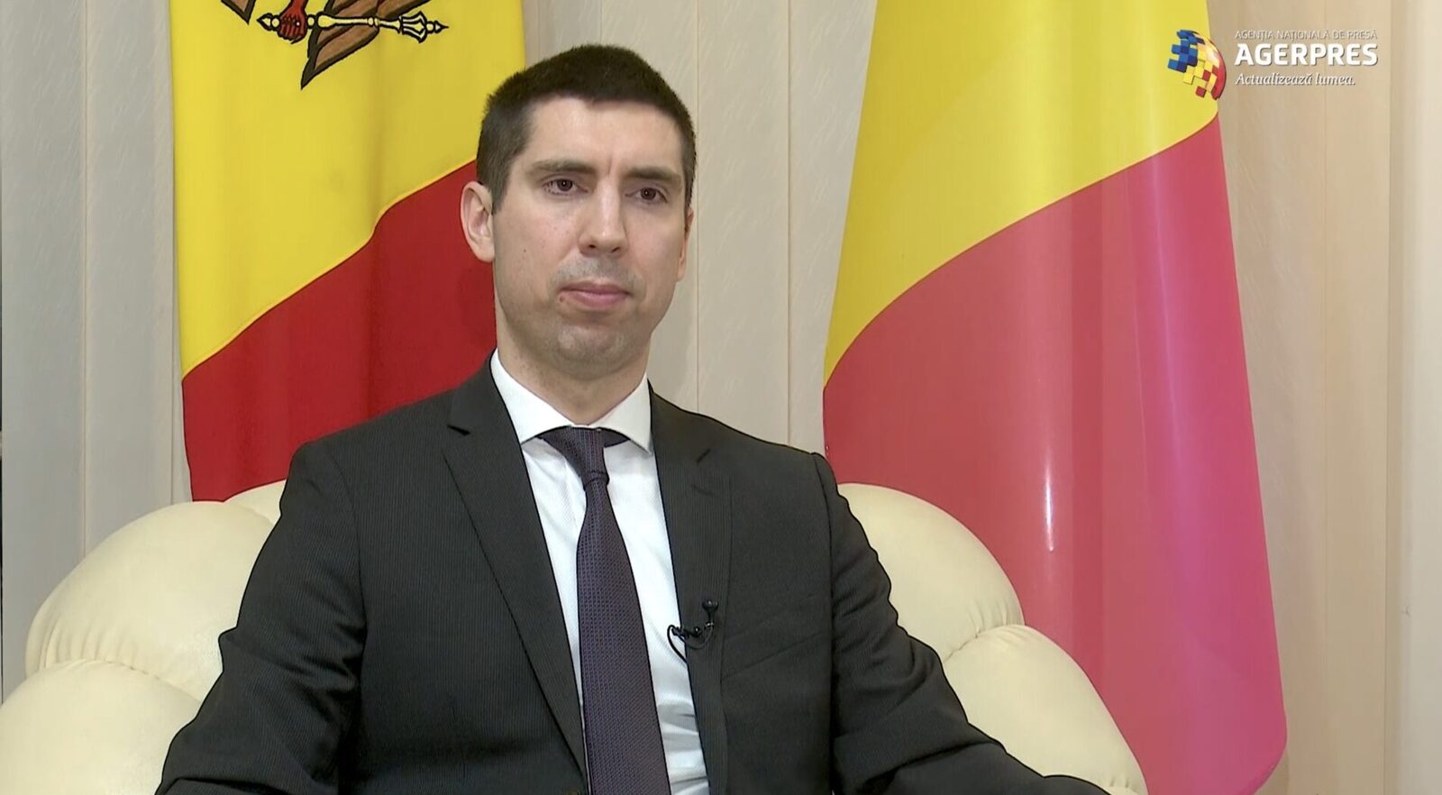 Chişinău ia în calcul reunirea cu România în cazul unei agresiuni din partea Rusiei Tensiunile din regiunea Mării Negre și criza geopolitică din Estul Europei pun Republica Moldova în postura de a-și reevalua strategiile de securitate națională