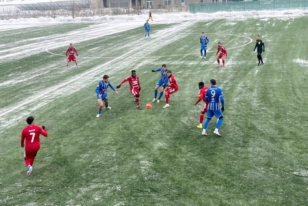 LIVE Farul - FC Botoșani, amical în zăpadă la Mogoșoaia