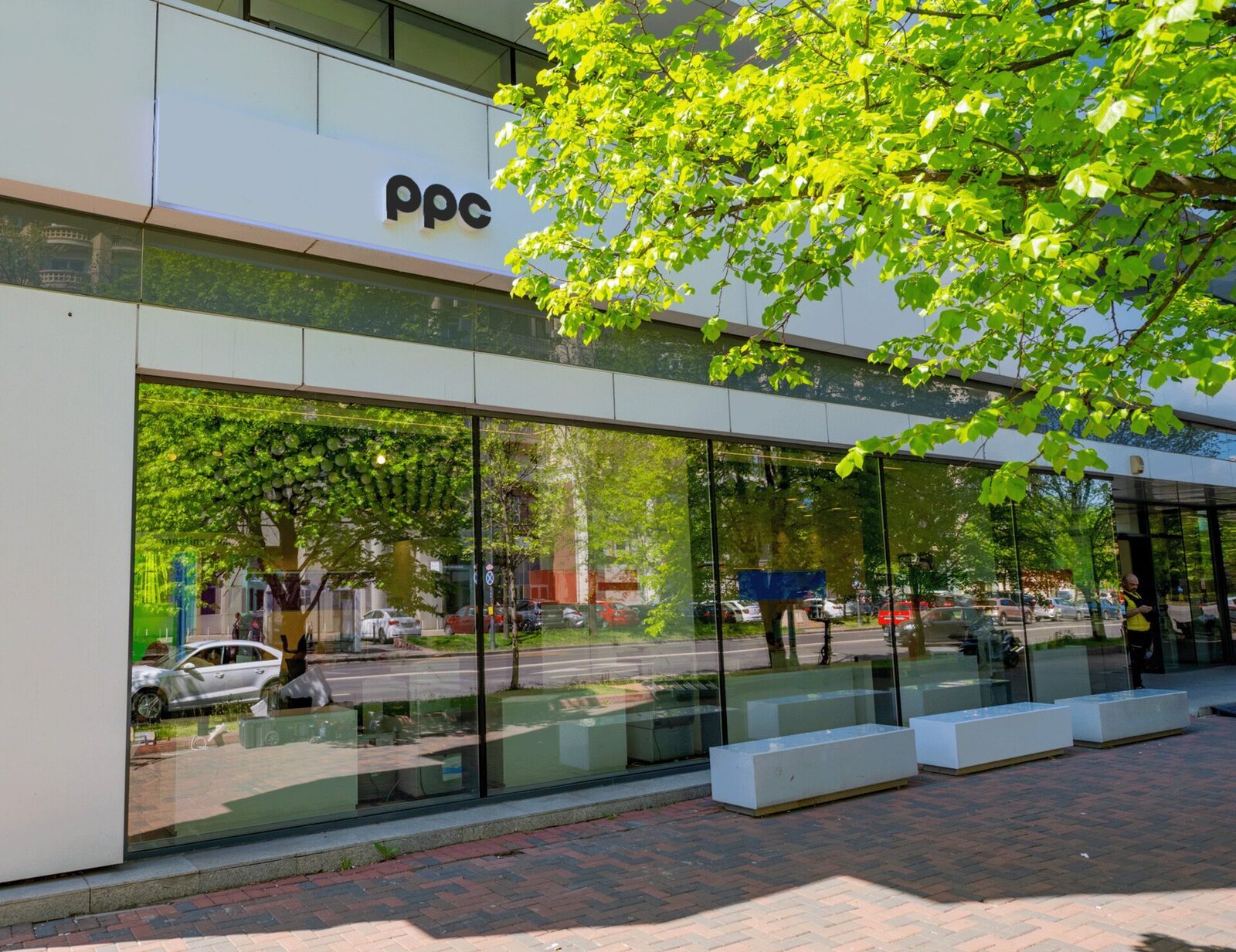 Magazinele PPC Energie din București și județele Giurgiu și Ilfov se închid pe 6 și 7 ianuarie, odată cu zilele libere legale În perioada zilelor de 6 și 7 ianuarie, magazinele PPC Energie din Capitală și din județele Giurgiu și Ilfov vor fi închise, anunță compania de distribuție a energiei electrice și gazelor naturale printr-un comunicat oficial