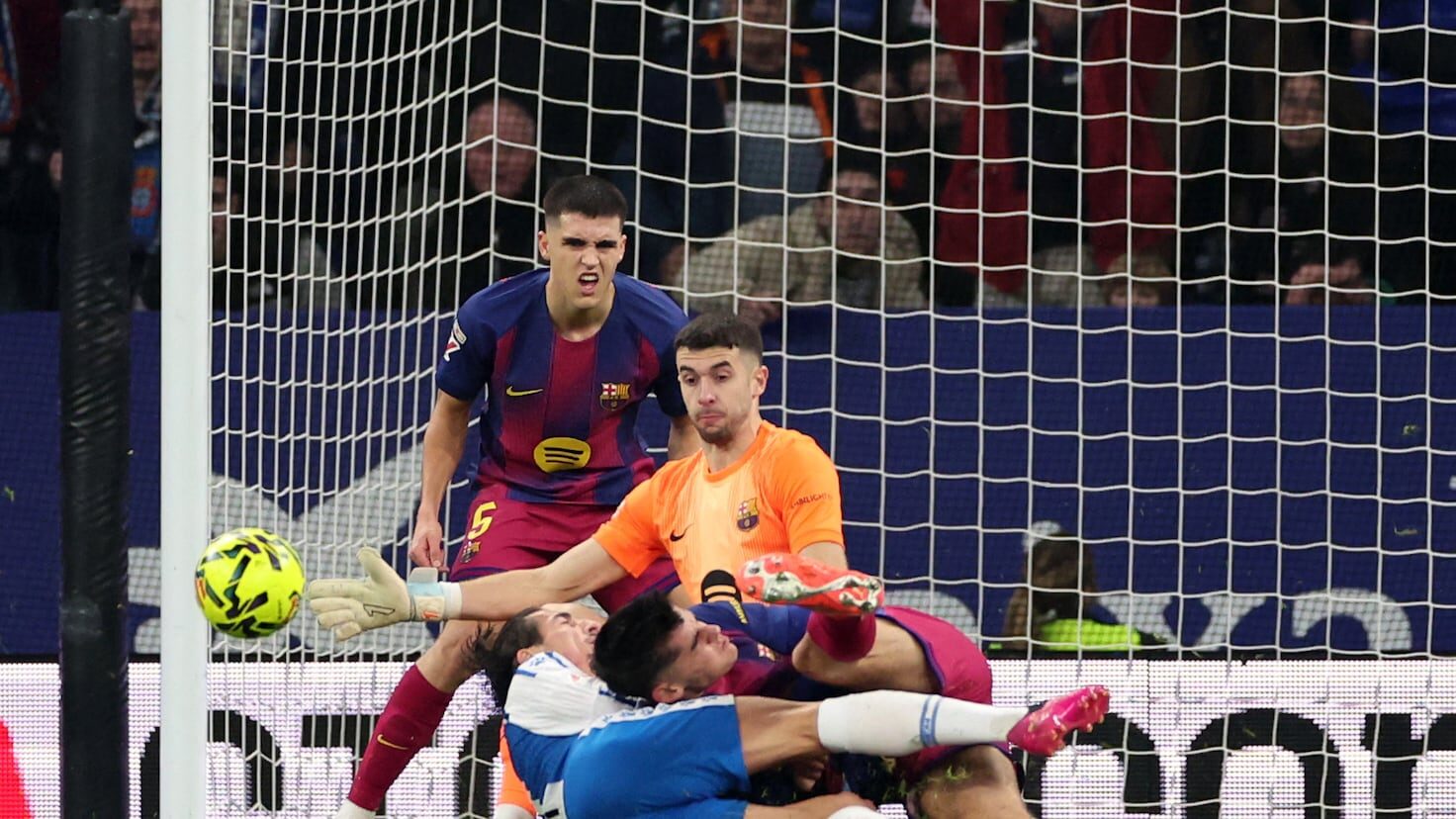 El Barça, dominatorul absolut: diferența între valori e colosală FC Barcelona a demonstrat, din nou, superioritatea sa în fotbalul spaniol, reușind să învinsă echipa locală Espanyol cu o diferență de 10 ori mai mare în valoarea jucătorilor