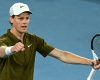 Sinner batte Shelton 6-3 6-4 6-4 e vola in semifinale agli Australian Open