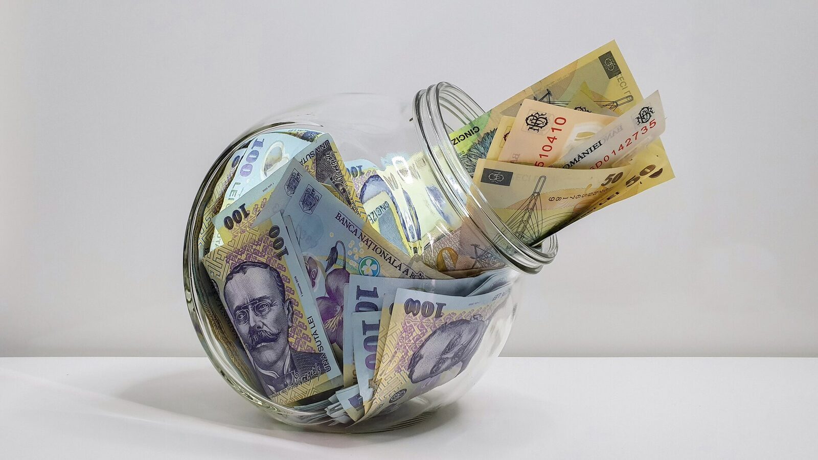 Tezaur 2026: Statul scoate la vânzare o nouă ediție de titluri. Ce dobânzi promite?