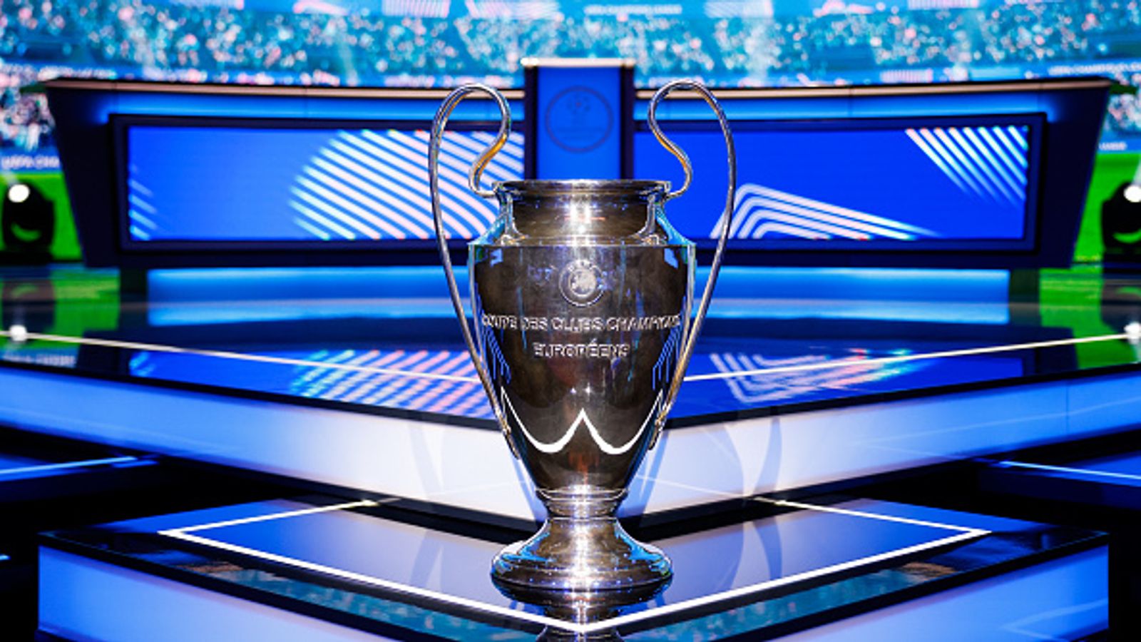Champions League: Dueluri electrizante în play-off-ul pentru ultimul 16 Faza grupelor Ligii Campionilor s-a încheiat, iar acum știm care sunt cele opt echipe calificate în optimile competiției
