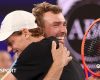 Amateur player Jordan Smith hugs Australian Open champion Jannik Sinner after beating him in the One Point Slam