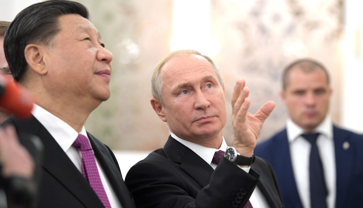 Vladimir_Putin_and_Xi_Jinping_2019-06-05_31-e1642503550894.jpg
