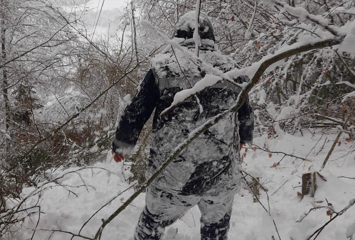 Un sat izolat în județul Alba, singurul locuitor al localității fiind ultimul rămas deconectat de lumea exterioară din cauza ninsorilor abundente din ultimele zile, a fost salvat în ultim moment de intervenția poliției