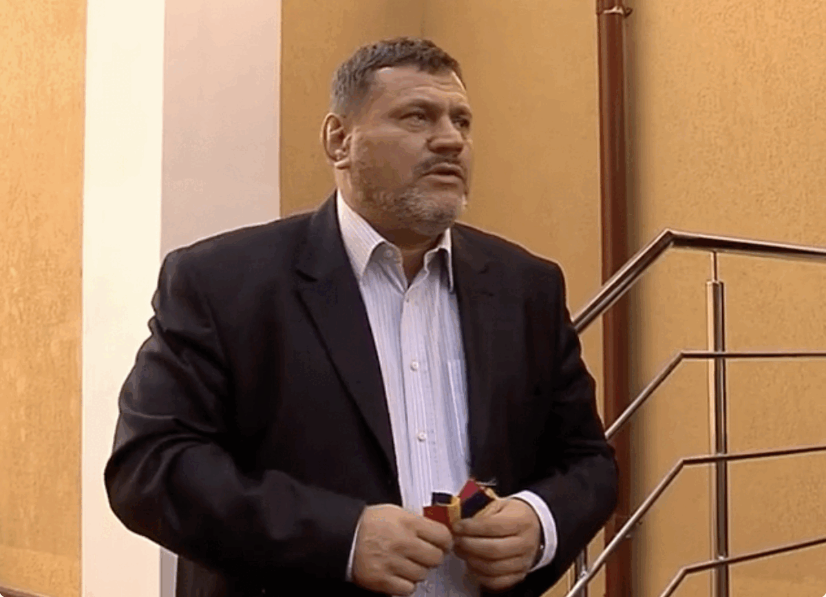 Cristian Poteraș, fostul primar al Sectorului 6 al Capitalei, a rămas în memoria publică mai mult pentru implicarea sa în scandaluri de corupție decât pentru realizările administrative
