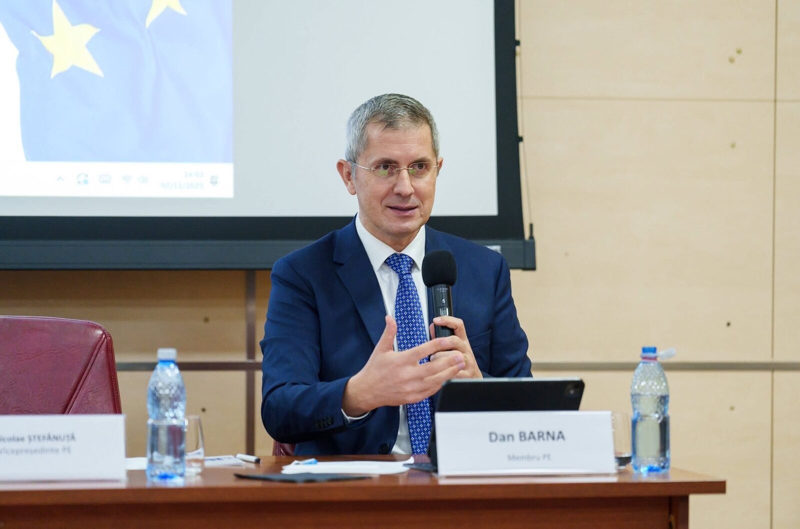 Parlamentul European a decis recent să trimită acordul de liber schimb cu Mercosur la Curtea de Justiție a Uniunii Europene pentru o analiză suplimentară, o mișcare care a suscitat critici acide din partea unor politicieni români și experți în geopolitică, care o consideră o greșeală strategică majoră, de natură să întârzie și să fragilizeze negocierile într-un moment crucial pentru economia europeană