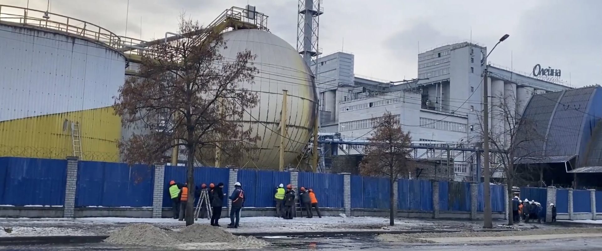 Un nou incident de securitate în escaladarea conflictului din Ucraina: o fabrică de ulei de floarea-soarelui deținută de compania americană „Bunge”, situată în orașul Dnipro, a fost ținta unui atentat deliberat al Forțelor Ruse