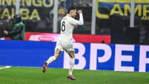 Conflict între Marius Marin și Chivu în tunelul vestiarelor, schimbat la pauză.