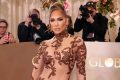 jennifer-lopez-2026-globes-prep-011126-061ec5e11ac44967ba4b04e89000a6fe.jpg