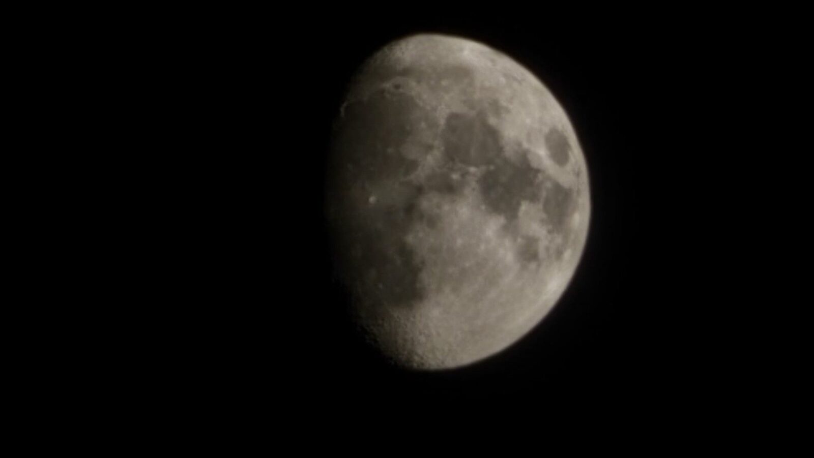 NASA readuce umanitatea în apropierea Lunii, întorcându-se pe orbita satelitului natural cu misiunea Artemis II, o premieră după mai bine de jumătate de secol