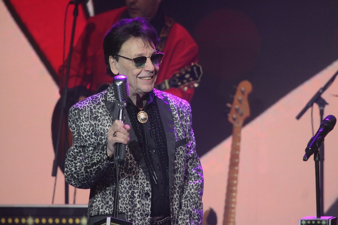 Doliu în lumea muzicii: A murit Fenyő Miklós Fenyő Miklós, celebrul artist maghiar și cântăreț de rock and roll, a trecut în neființă la vârsta de 79 de ani
