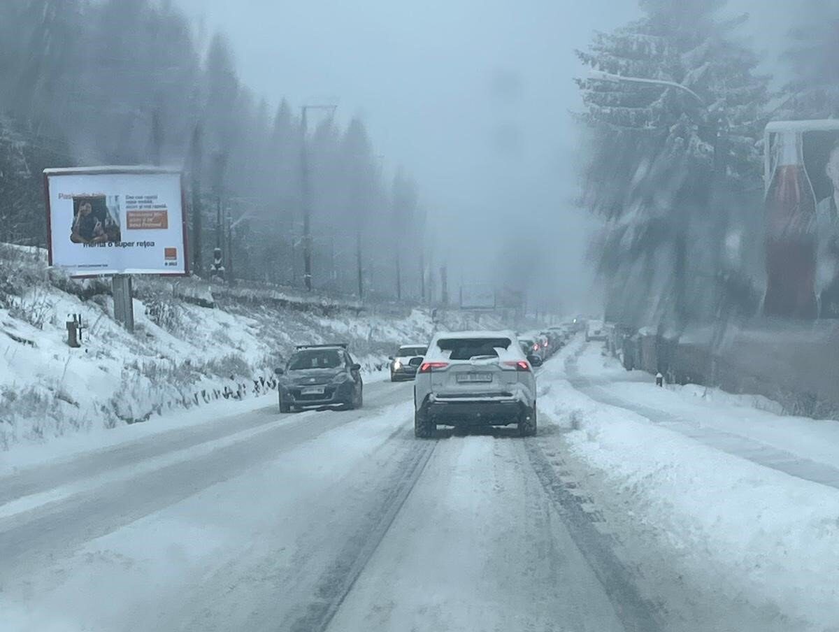 Temperaturi care scad la nivel național, ninsori și vânt puternic: oficialii anunță o alertă meteo de amploare pentru următoarele zile Aurora zilei de astăzi s-a estompat sub impactul unui val de răcire severă, care va intra în vigoare în toată țara până cel târziu luni