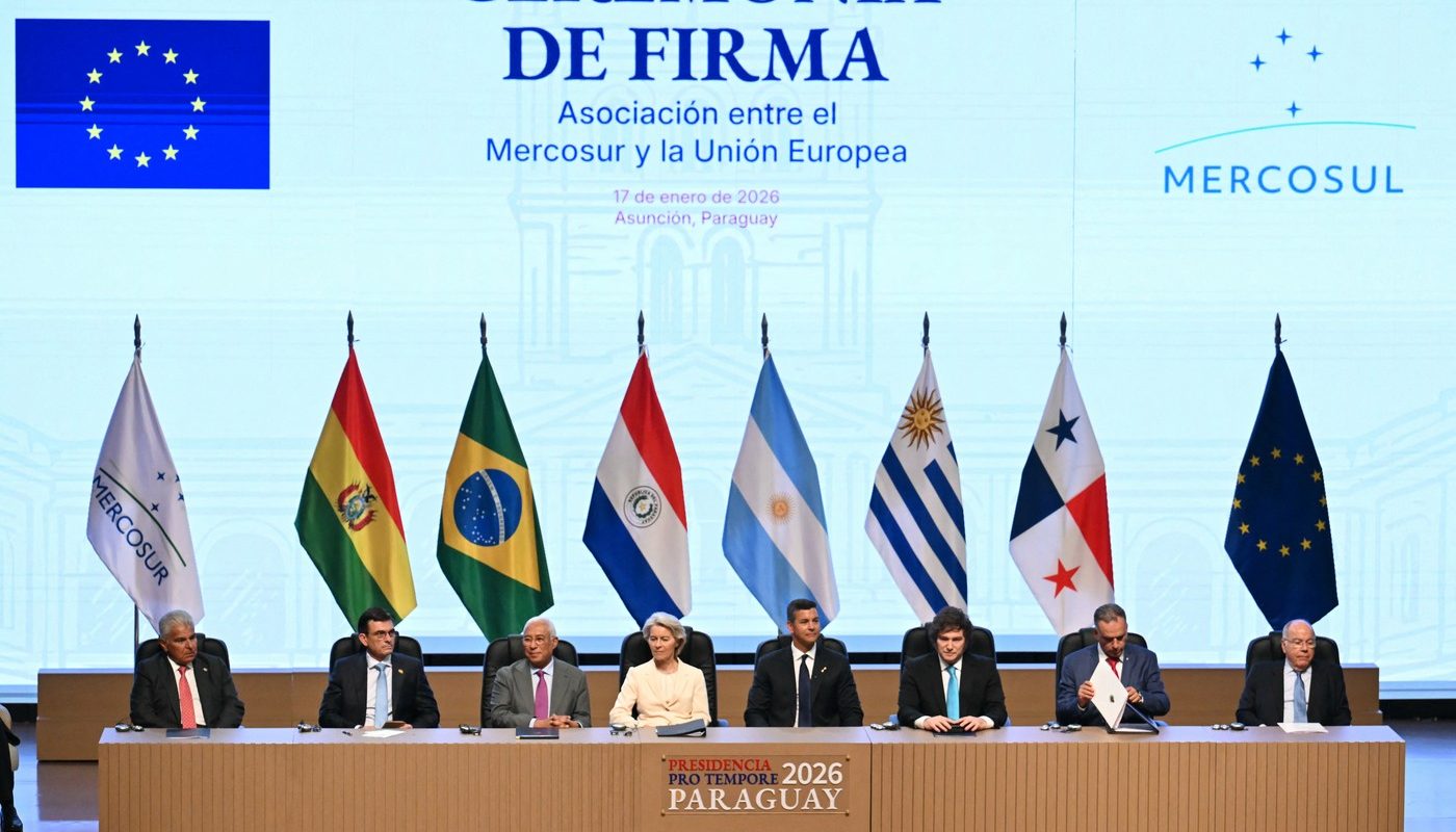 În ritm alert pentru finalizarea acordului comercial între UE și Mercosur În timp ce negocierea unui pact comercial istoric între Uniunea Europeană și blocul sud-american Mercosur pare să fi atins un moment crucial, liderii europeni manifestă o dorință clară de a avansa cu aceste discuții, considerând că finalizarea acordului trebuie să fie prioritară